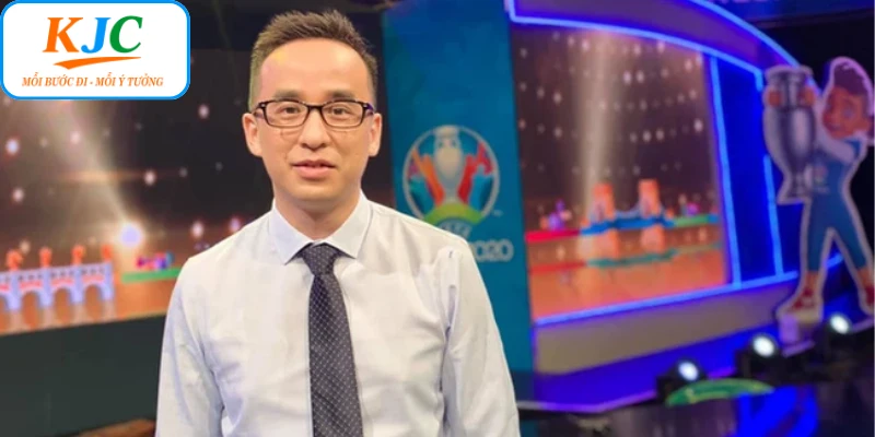 Quy trình để trở thành một bình luận viên bóng đá 